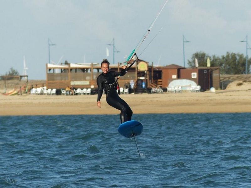 Alumna foil en las aguas de Sancti Petri